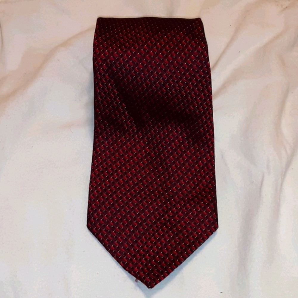 Kenneth Cole men's tie